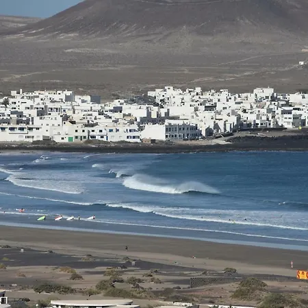 Yokomosurf * Famara